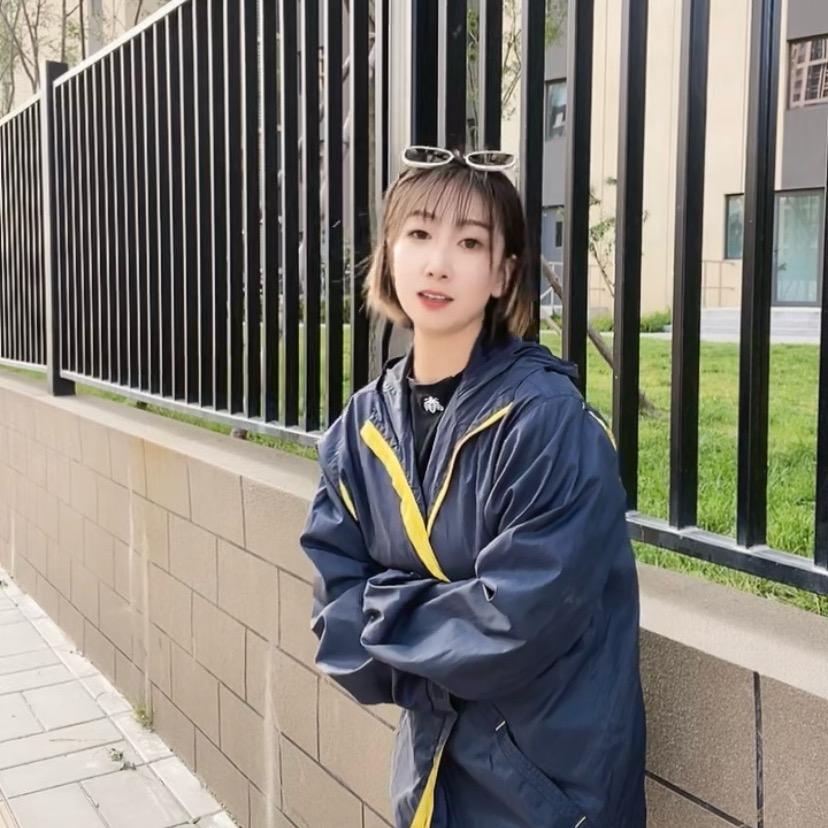 挑战100城的妍妍