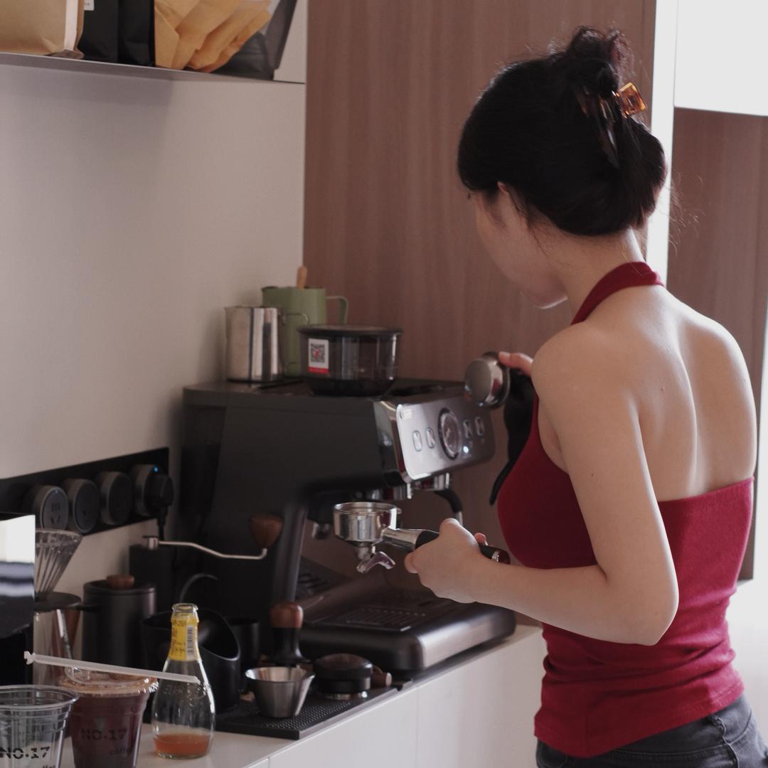 咖啡脑袋王美丽