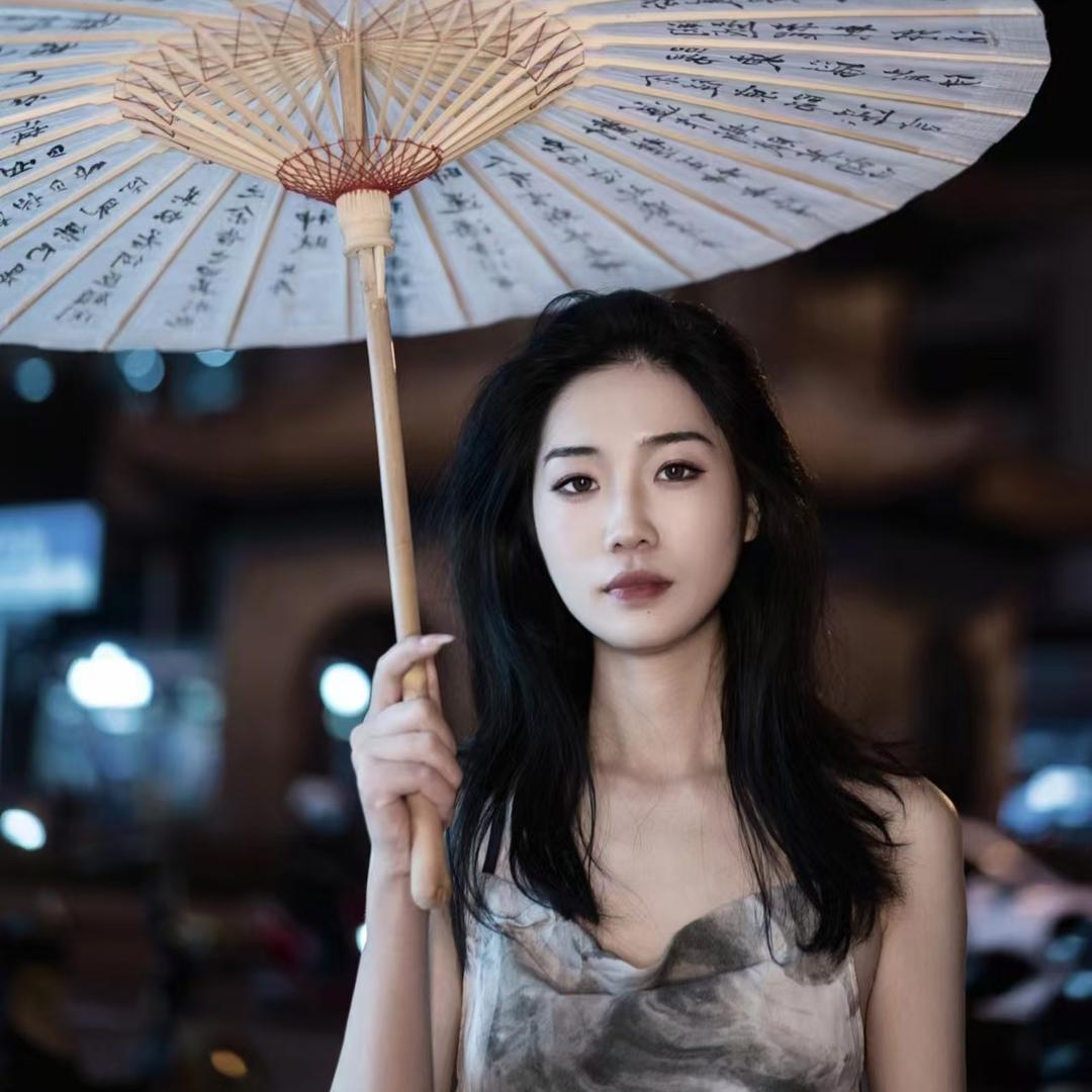 北蔡大华教书法的板板老师