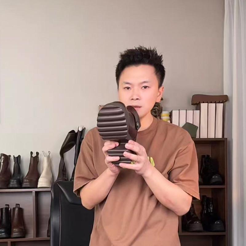 小洲小个子女鞋店