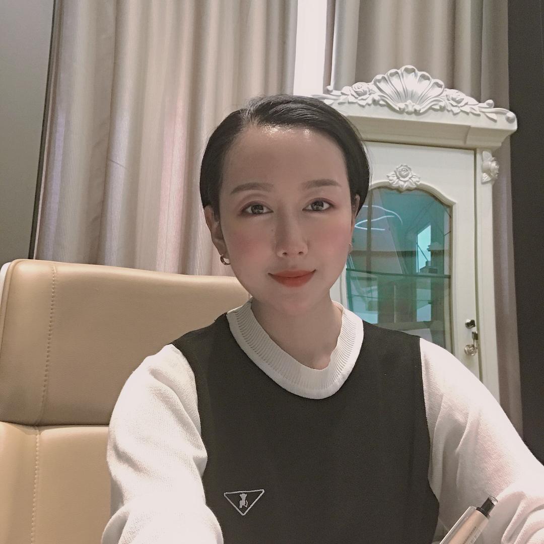 ❤️向阳的霞姐