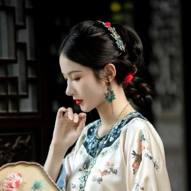 爱莉安娜服装工作室