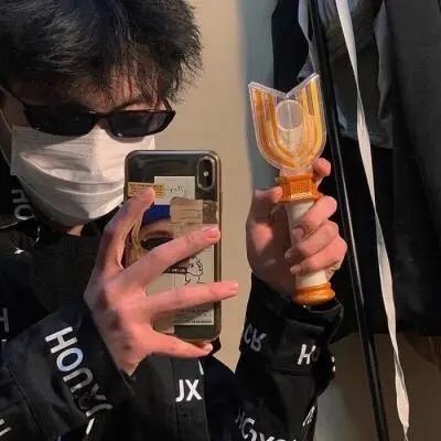 鲨球打杆晃死你🏸️