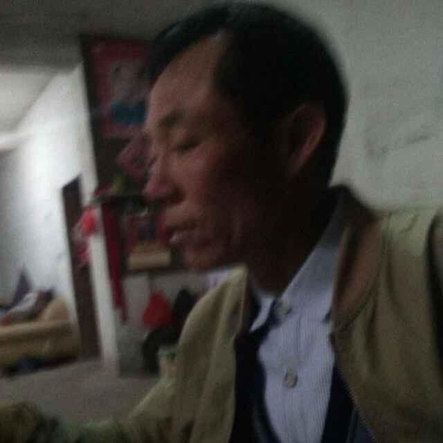 造龙船的章小明