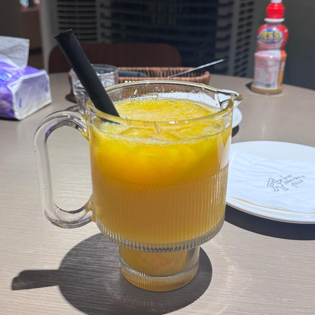 一杯拿铁☕️