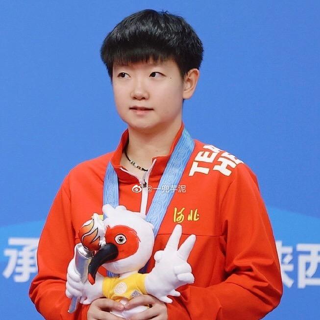 如颖随行征战莎场