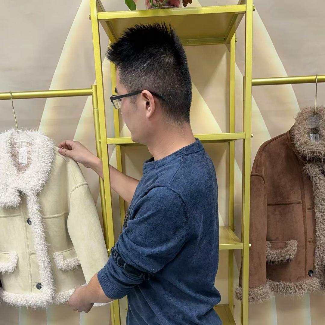 楠哥女装工厂18店