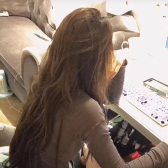 🥀隔🥀壁🥀老🥀娘🥀