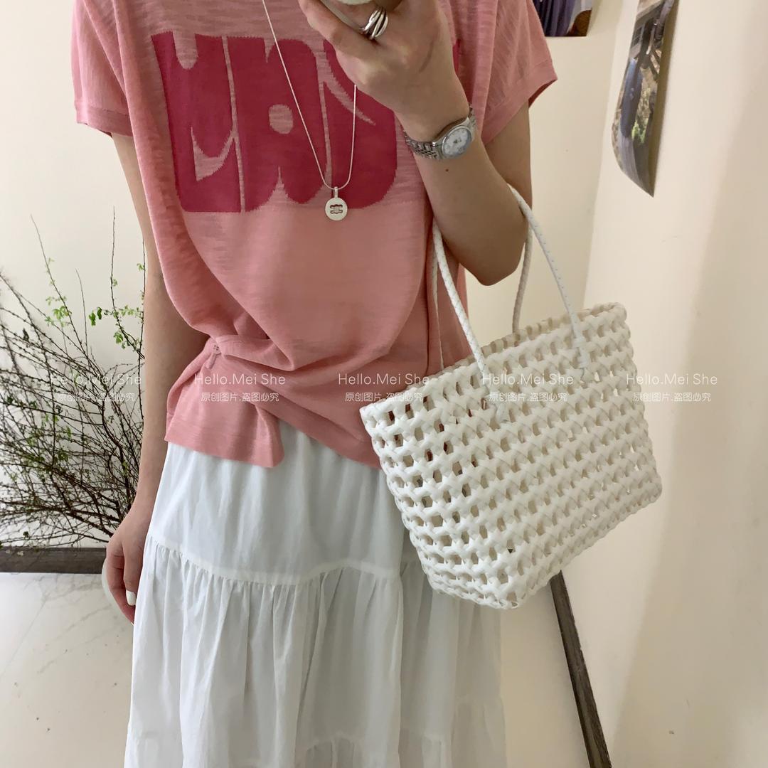 亿 婷