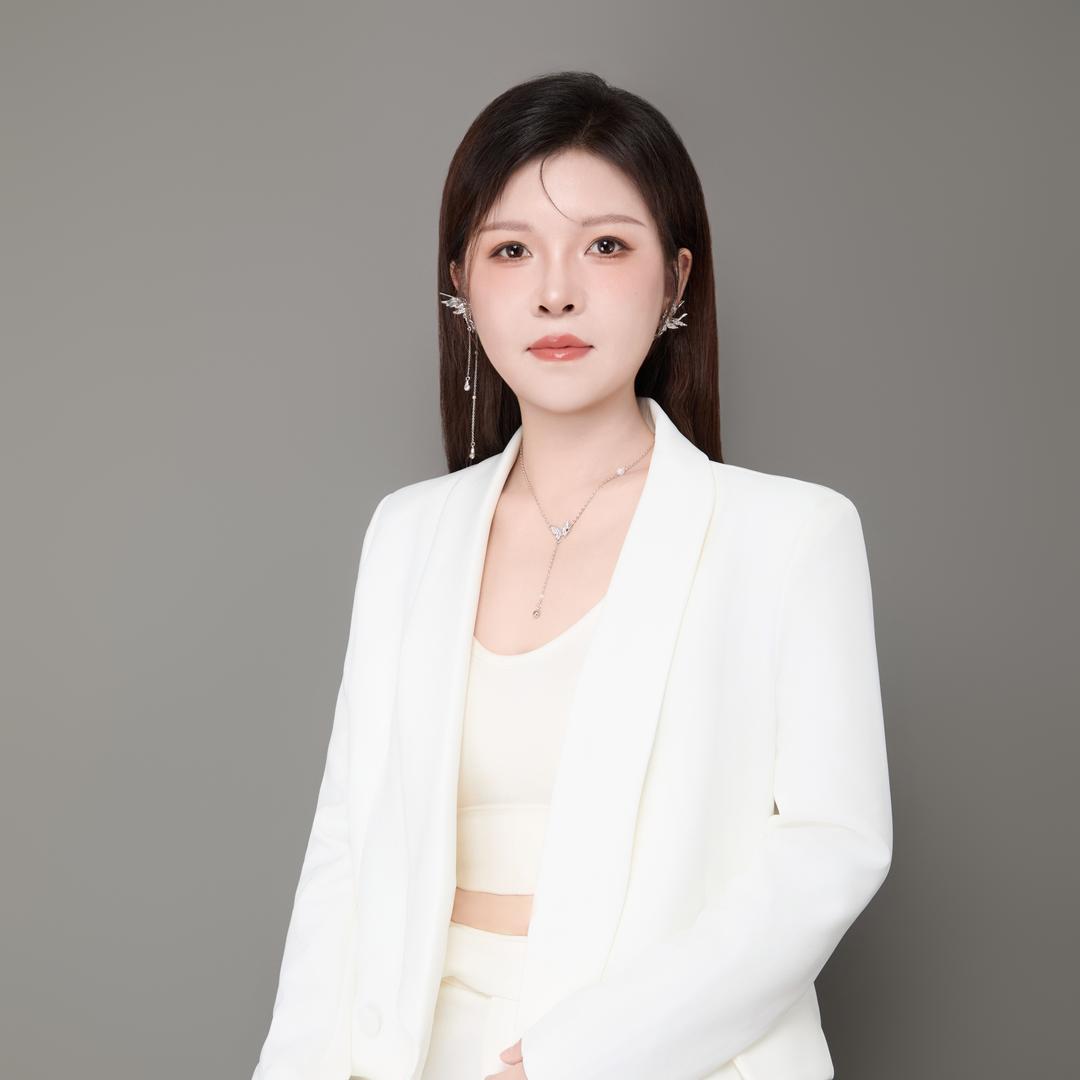 本色纹绣华丽老师