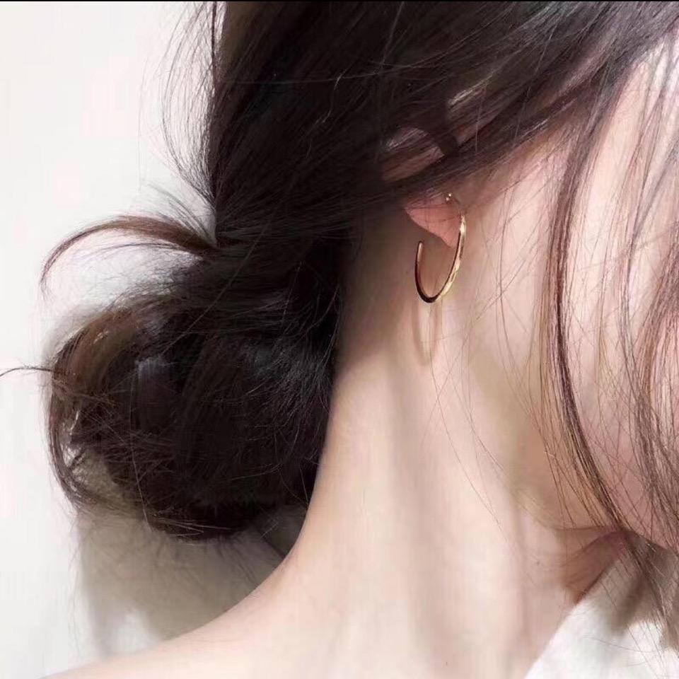 :李李