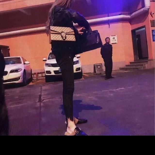 日渐富有沐沐子