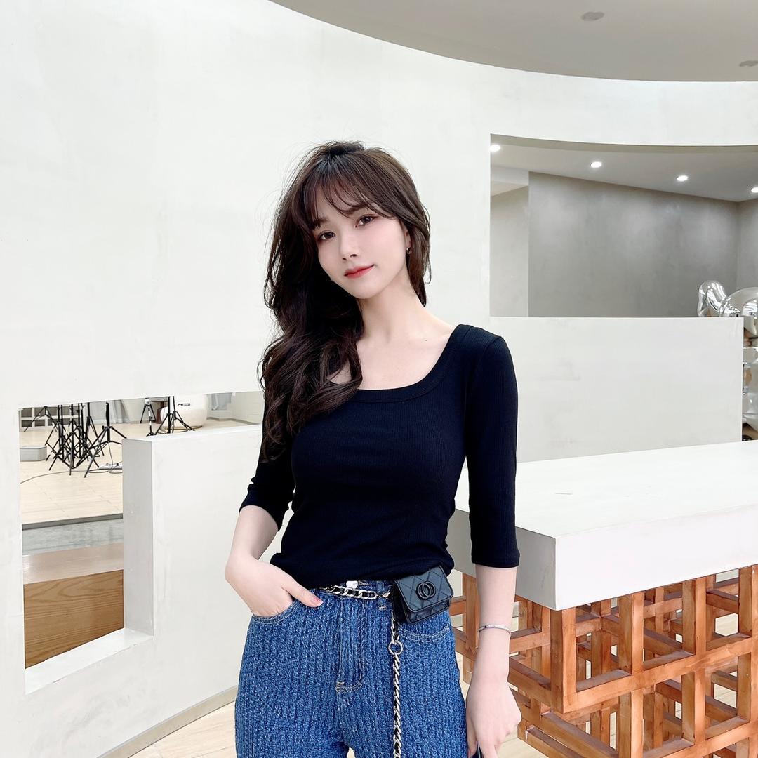 卡卡女装服饰商行
