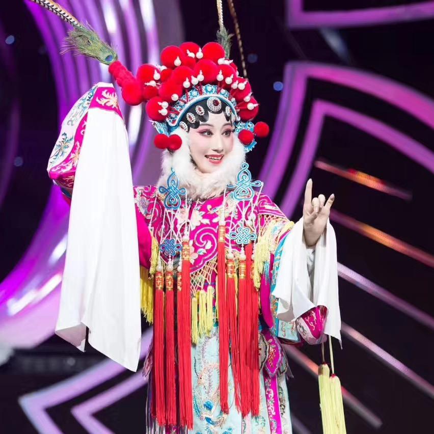 黄梅戏演员侯婷婷