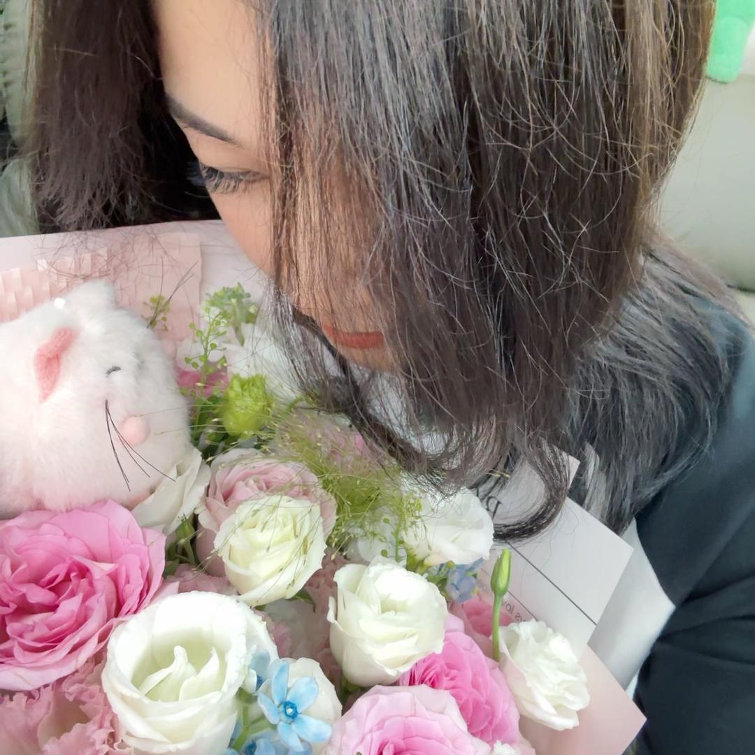 💸爱财💋爱己🥂