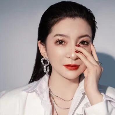 菲老板私服