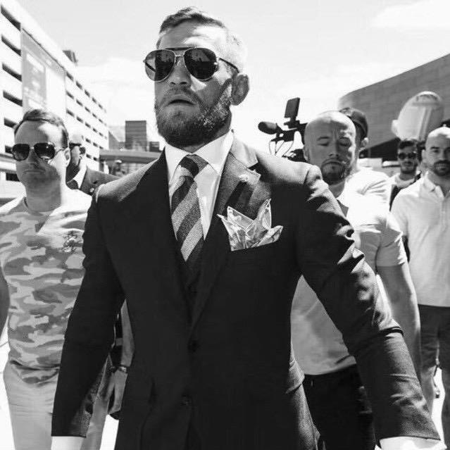 像杯太浓的咖啡