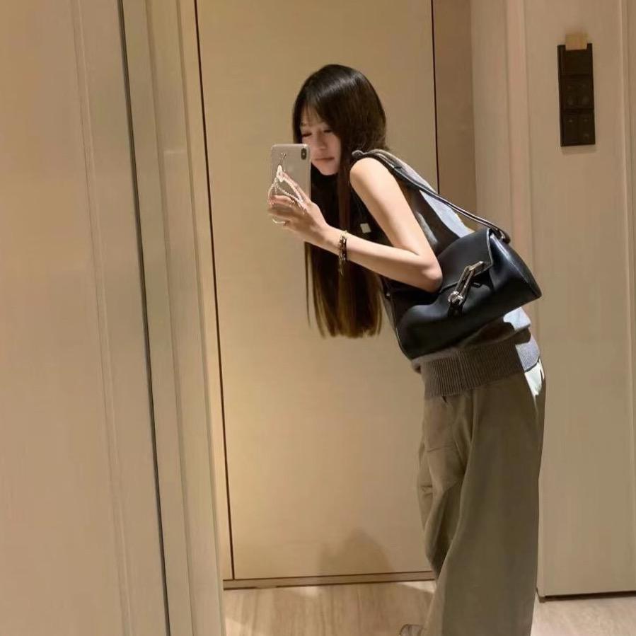 俐