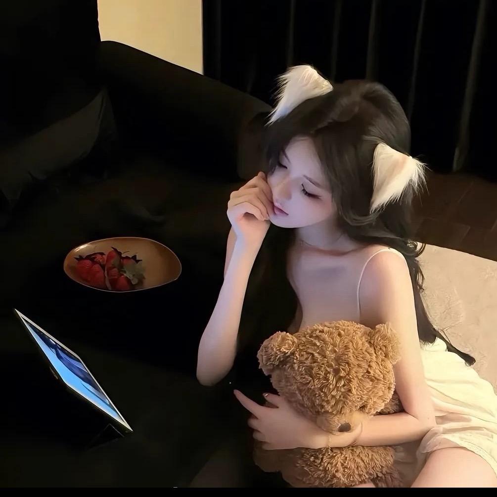 冉冉･ᴗ･꧞