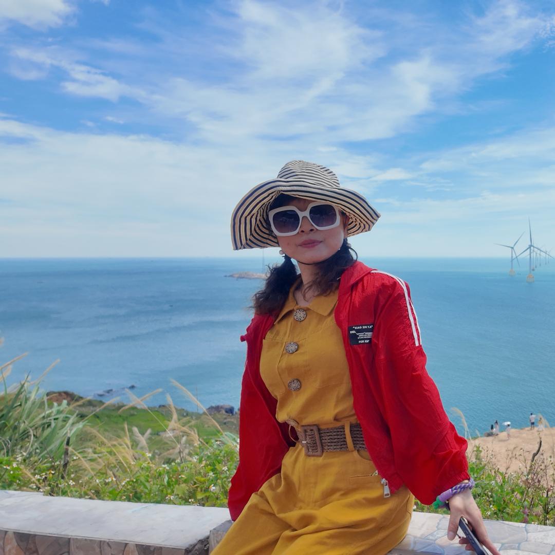 革革姐☀️