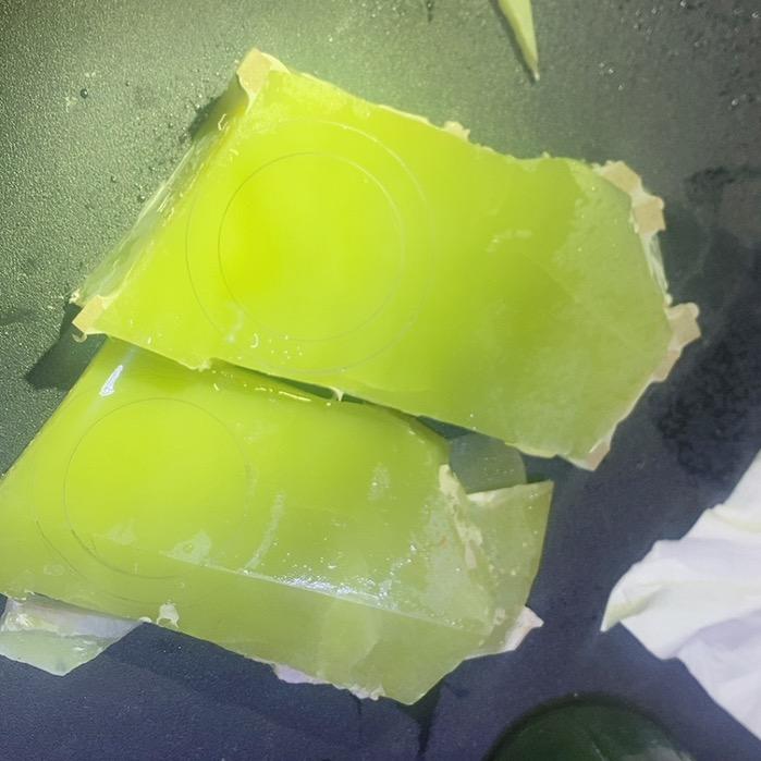 北家的黄玉。
