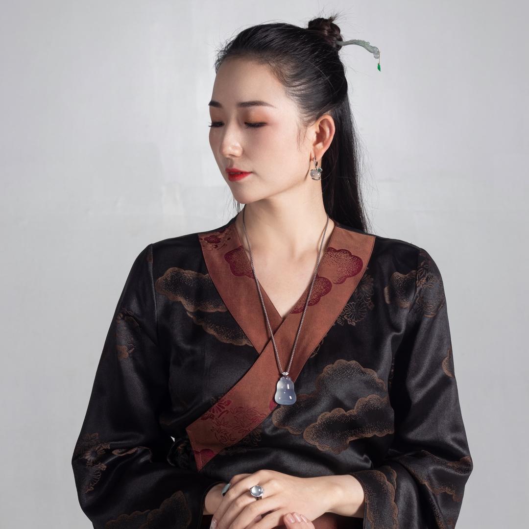 明玉天下翡翠珠宝