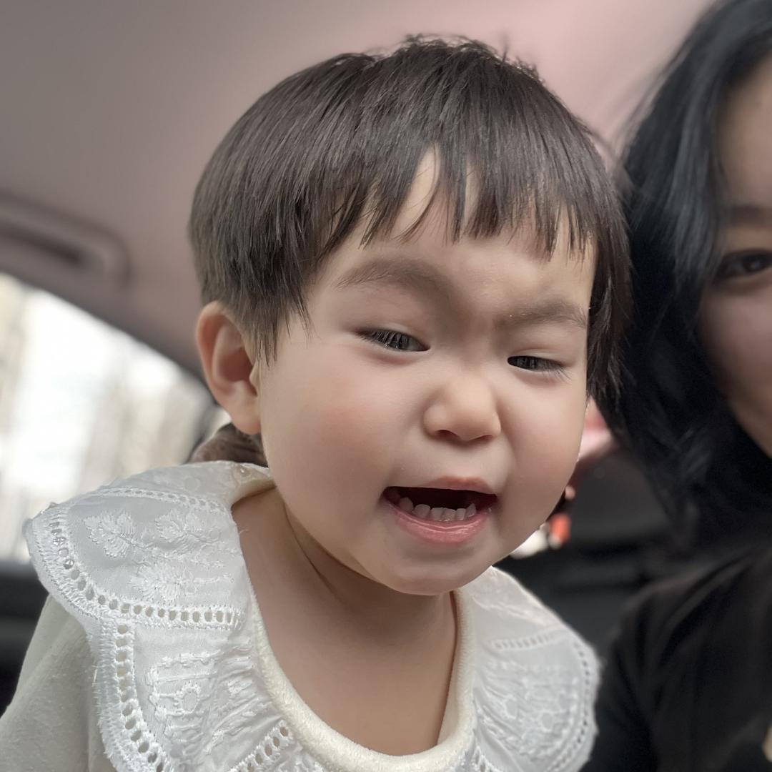 一一是个淘气包