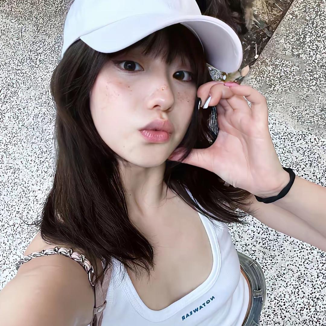 悲伤𝙆𝙞𝙩𝙩𝙮猫.