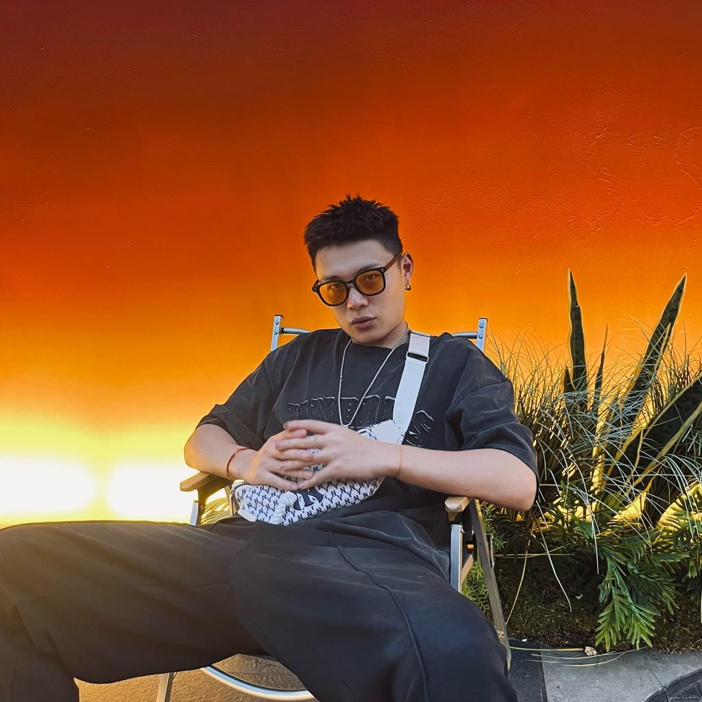 阿光斯坦光