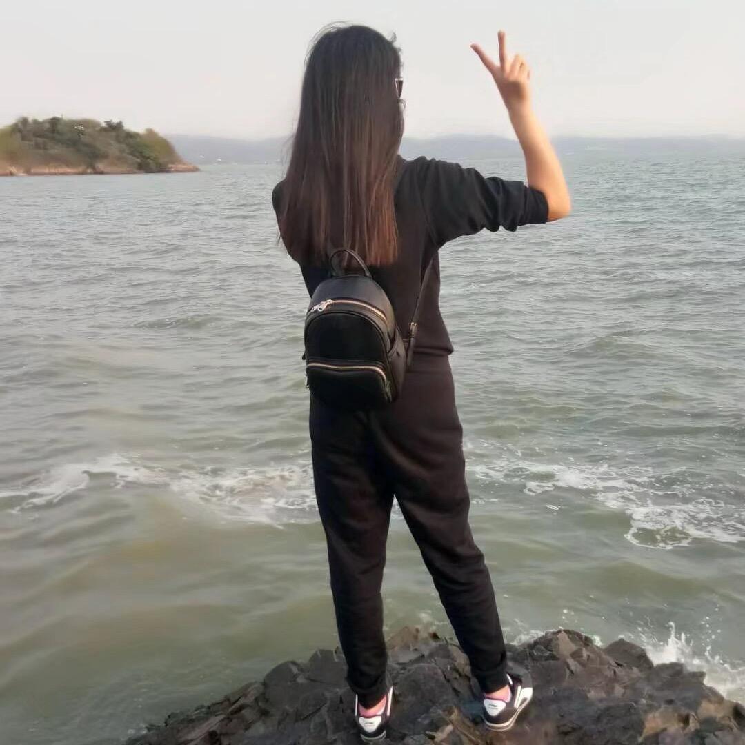 梅子老师、
