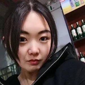 刘菲菲吖