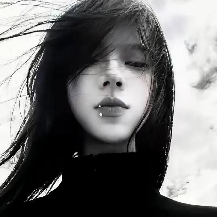 白钰.