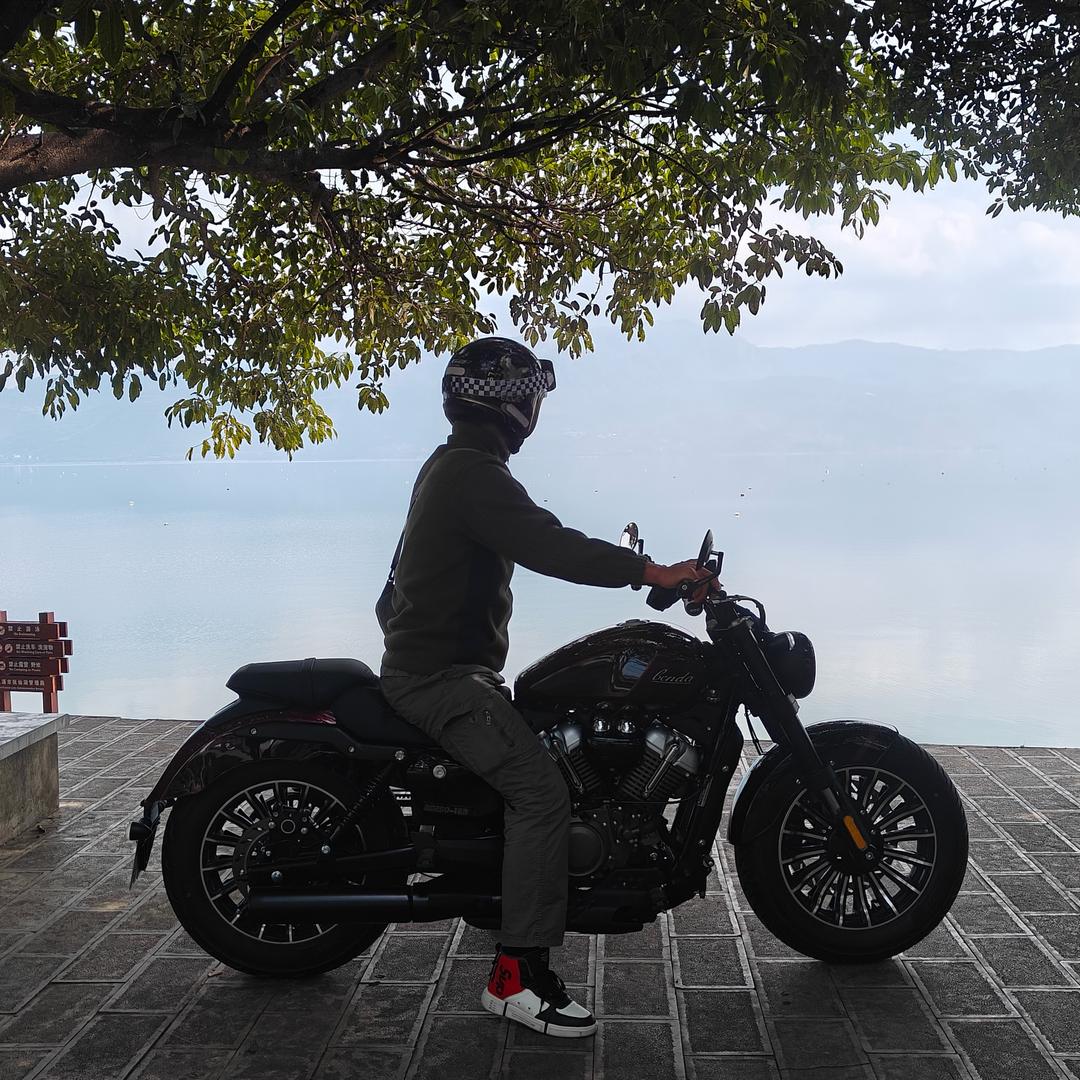 骑巡航的小王子