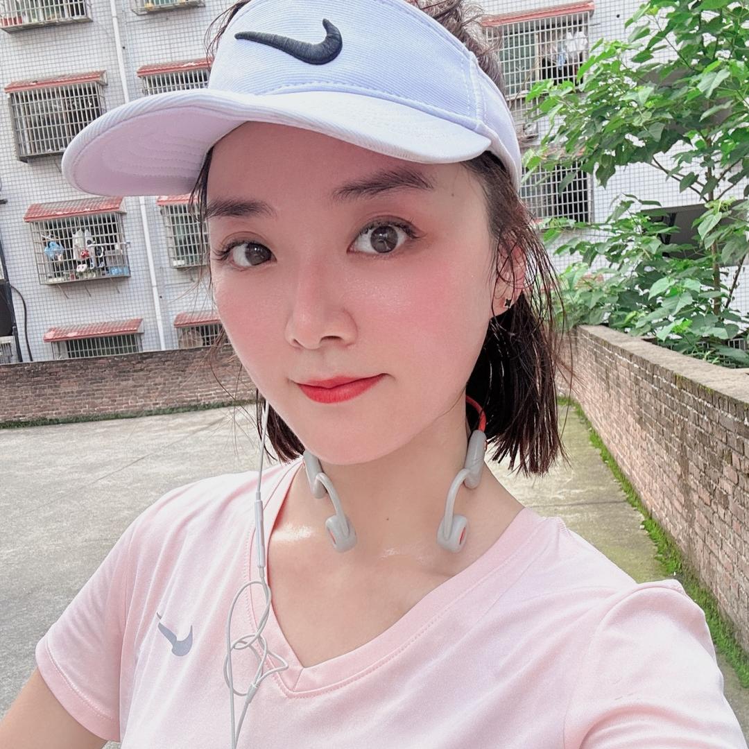 秀秀爱跑步