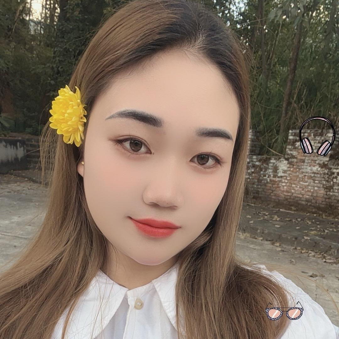 爱美的静静