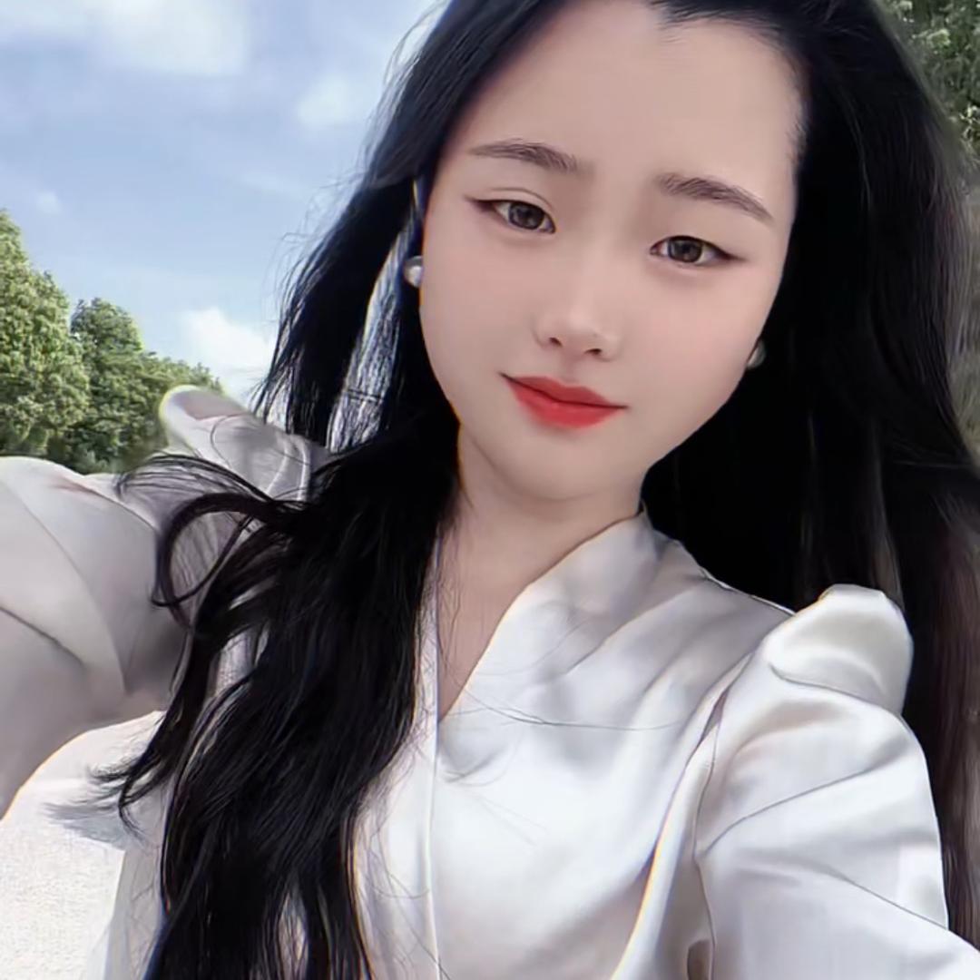 芳妹特乖😊