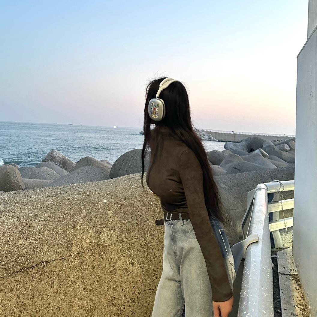 佳佳超爱吃香菜🧷Jiya