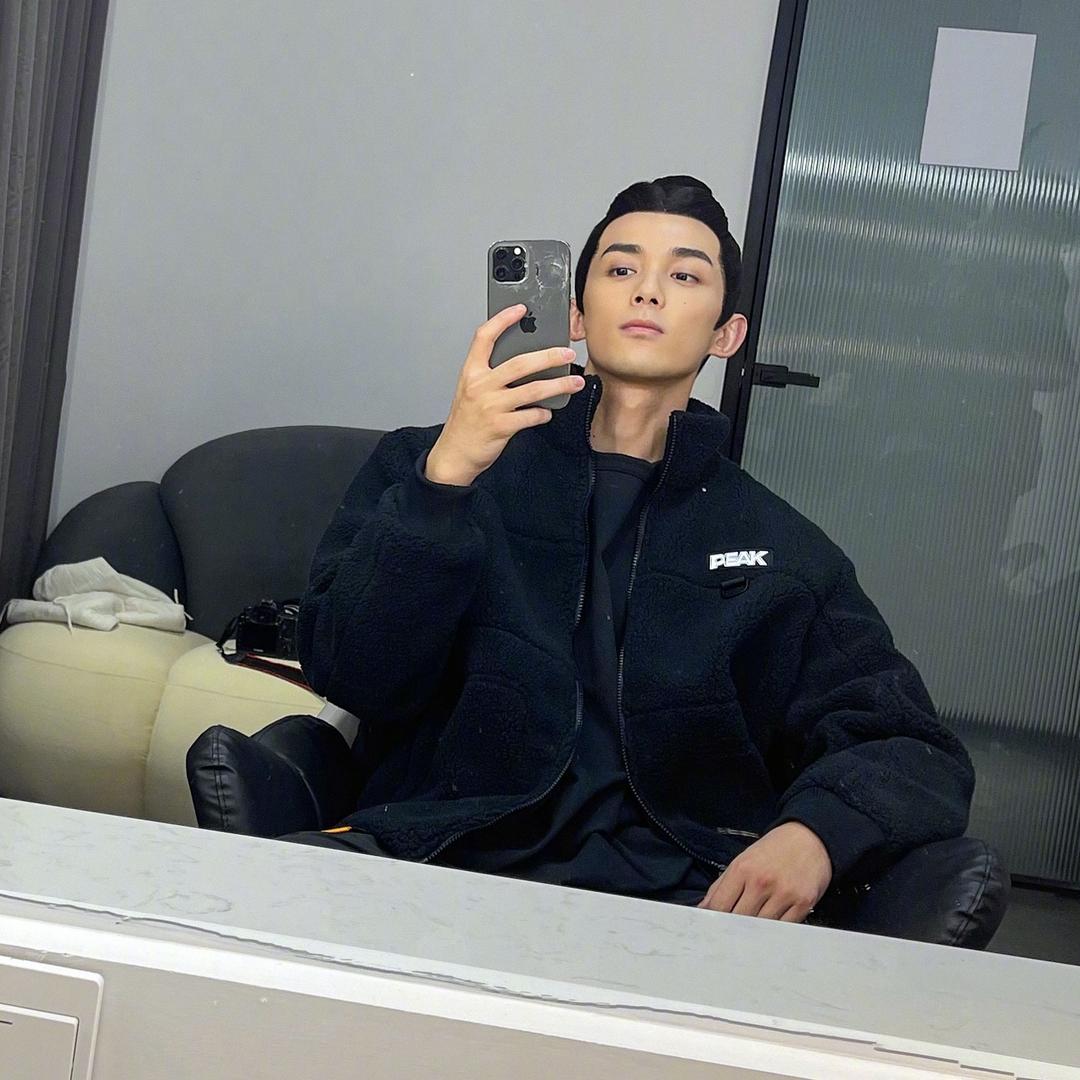 酷你细哇（三角洲纯绿跑刀）