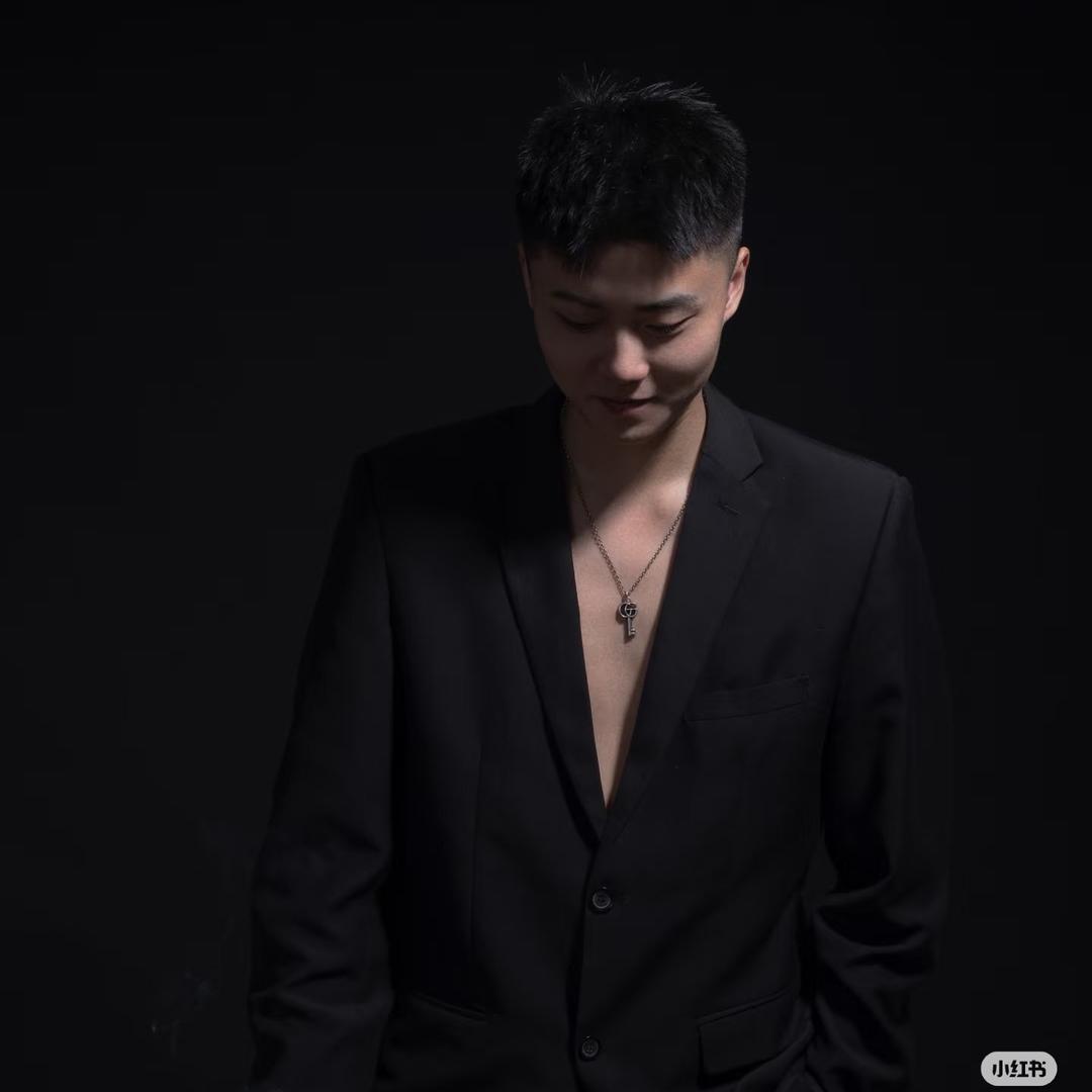 ╰℞-潘、