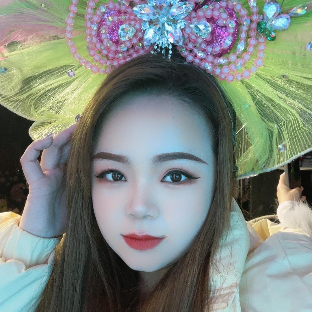 婚礼主持鑫鑫