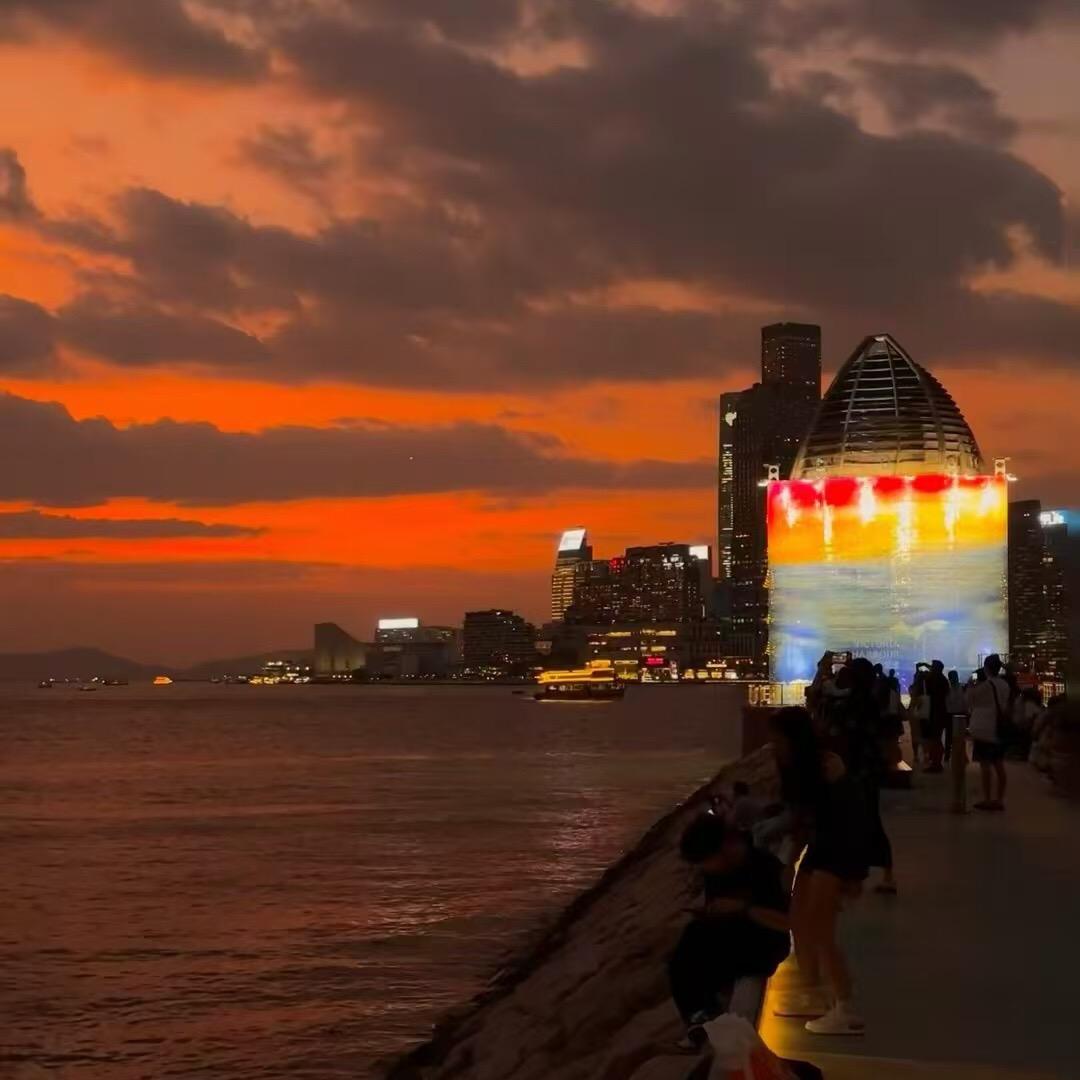 海口秀英婷与偶百货商行