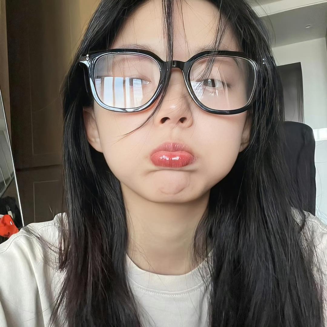 椰椰小亚