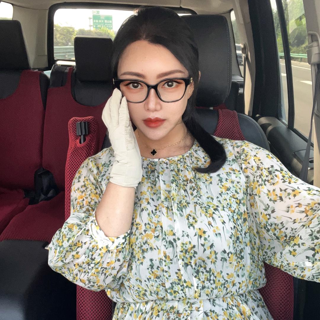李姝含