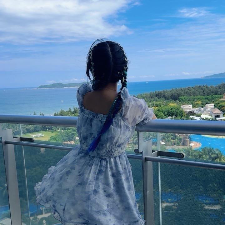 不会游的鱼🐟🐟