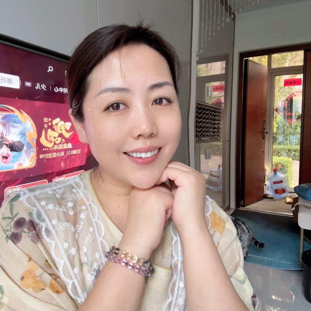 张蔓灵