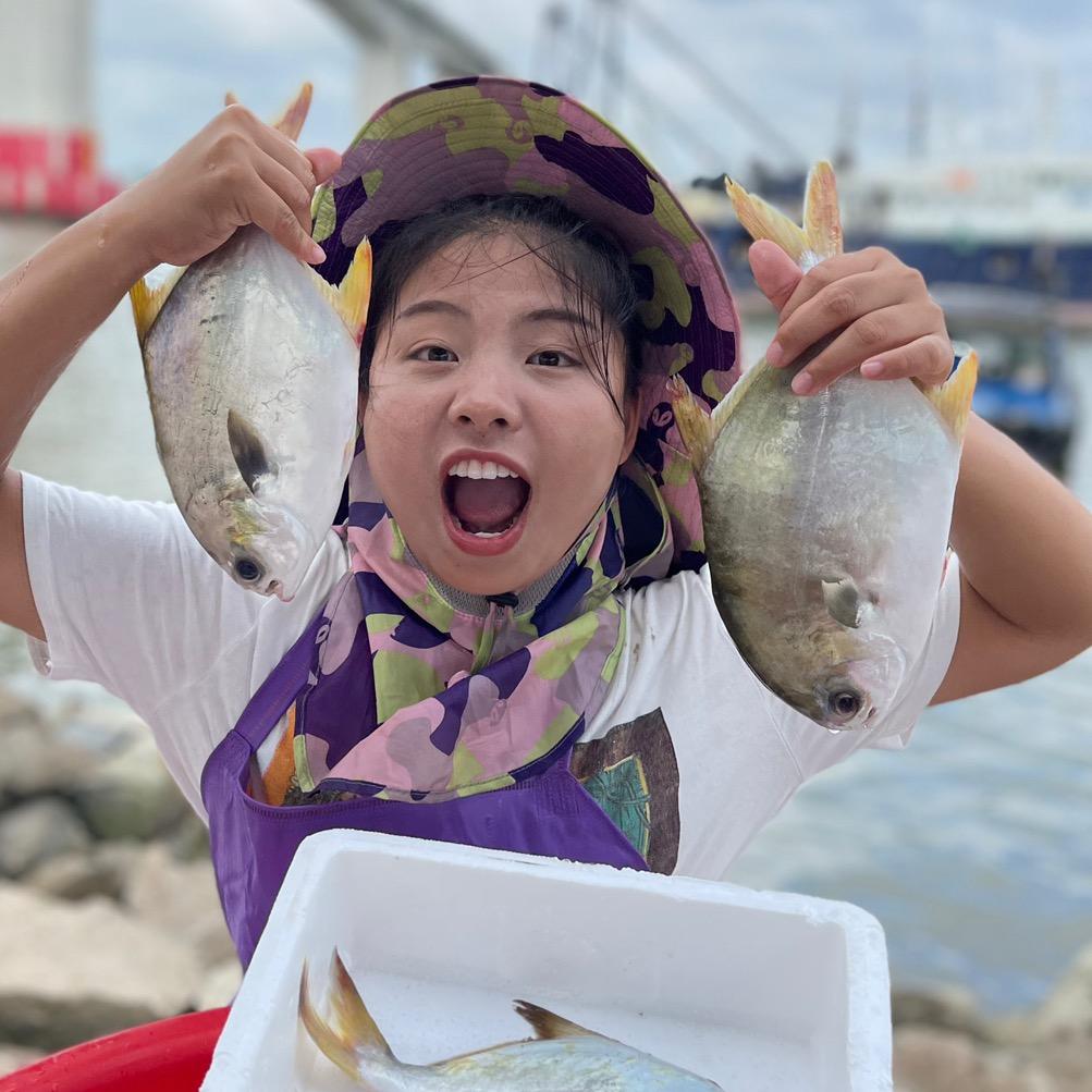 灯光渔夫小露海鲜