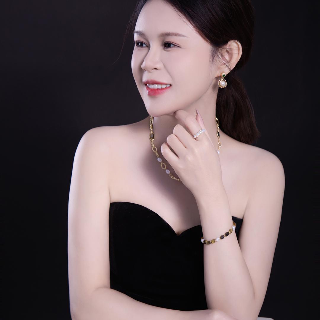 艳姐｜水晶心灵美学