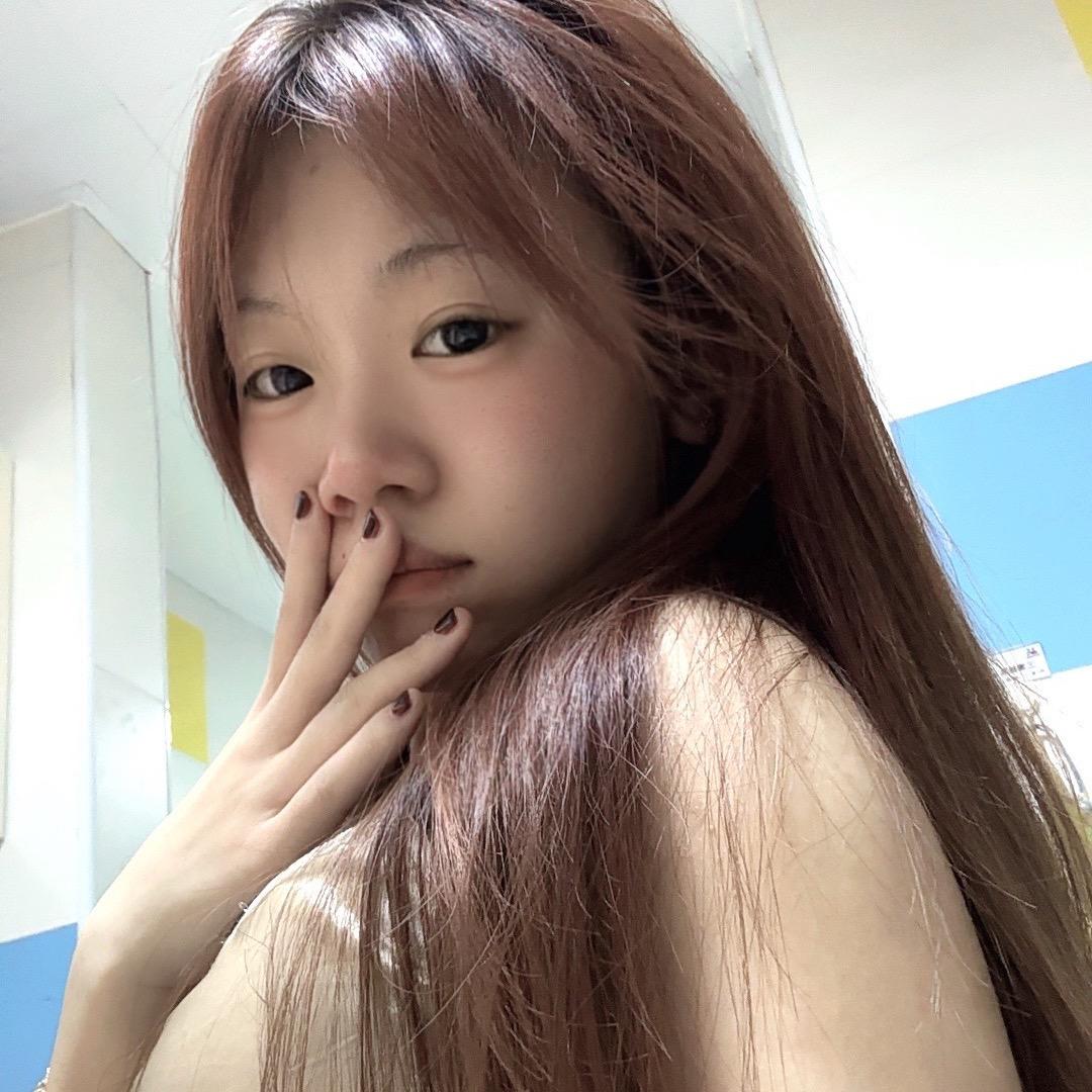 女二