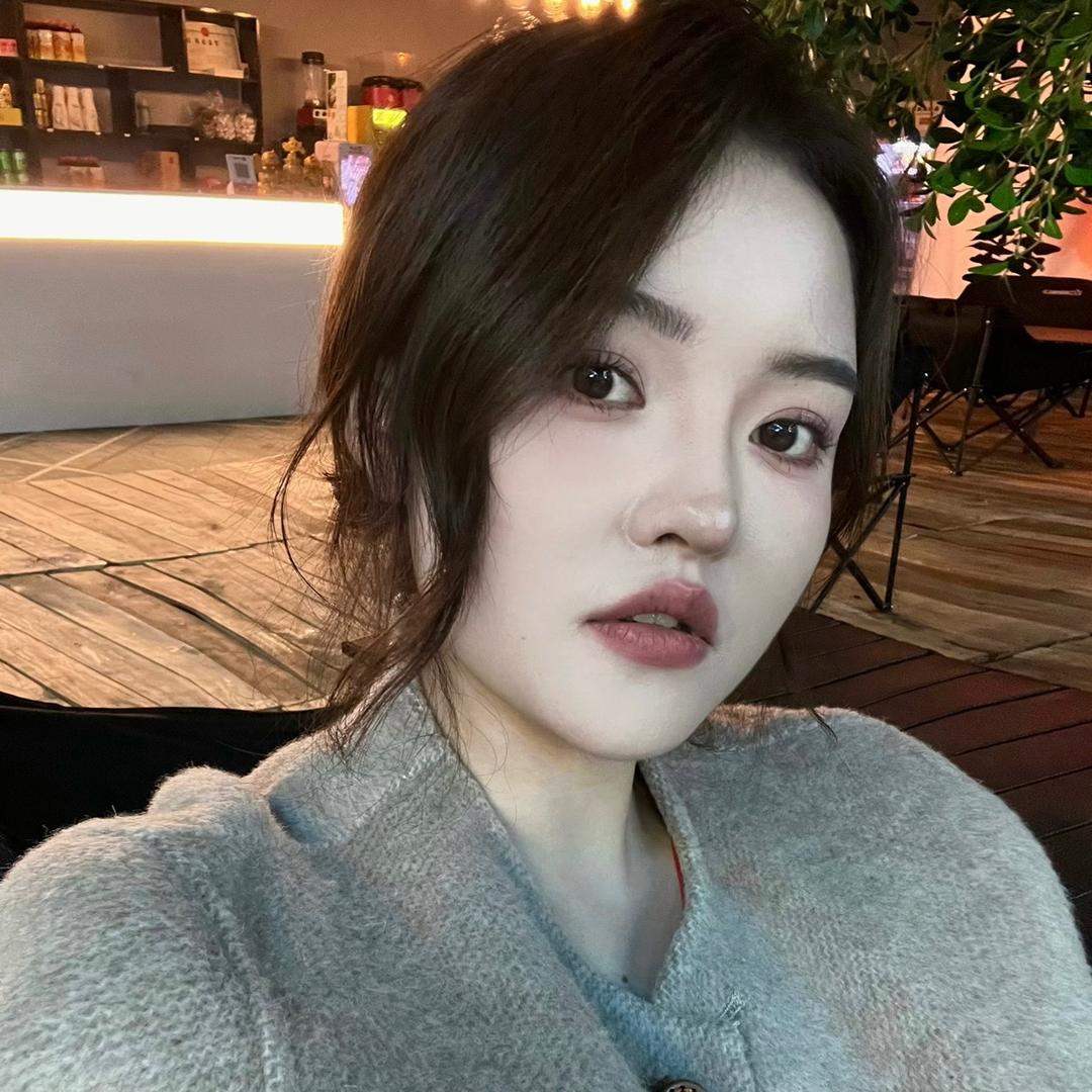 - 贾贾 -
