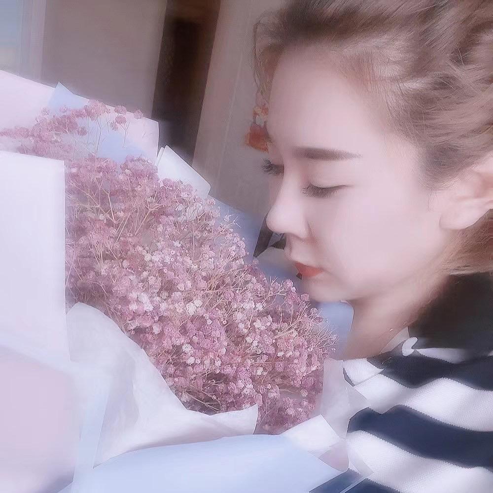 ღ佳ღ🎈